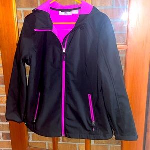 Women’s NWOT all weather jacket! Size- Large! PERFECT condition!
